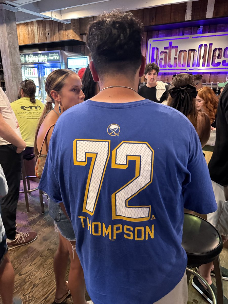 SabresClassics's tweet image. I love Buffalo. Go #Sabres