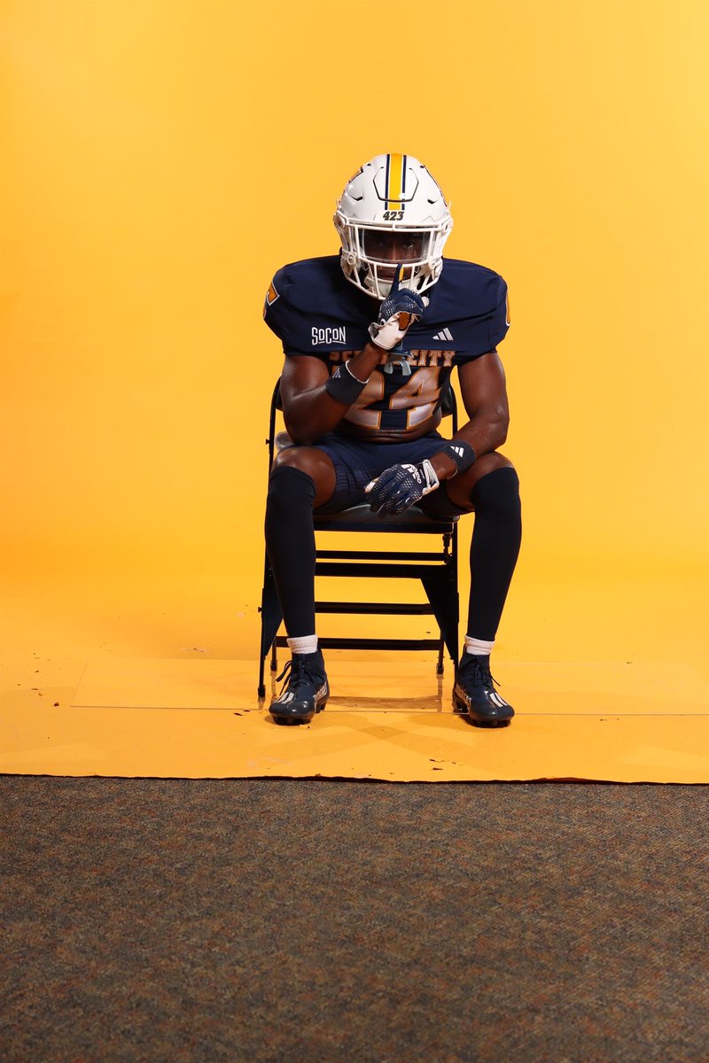 kelly_sejour's tweet image. Year 1 lets do it ! #LLKOBE