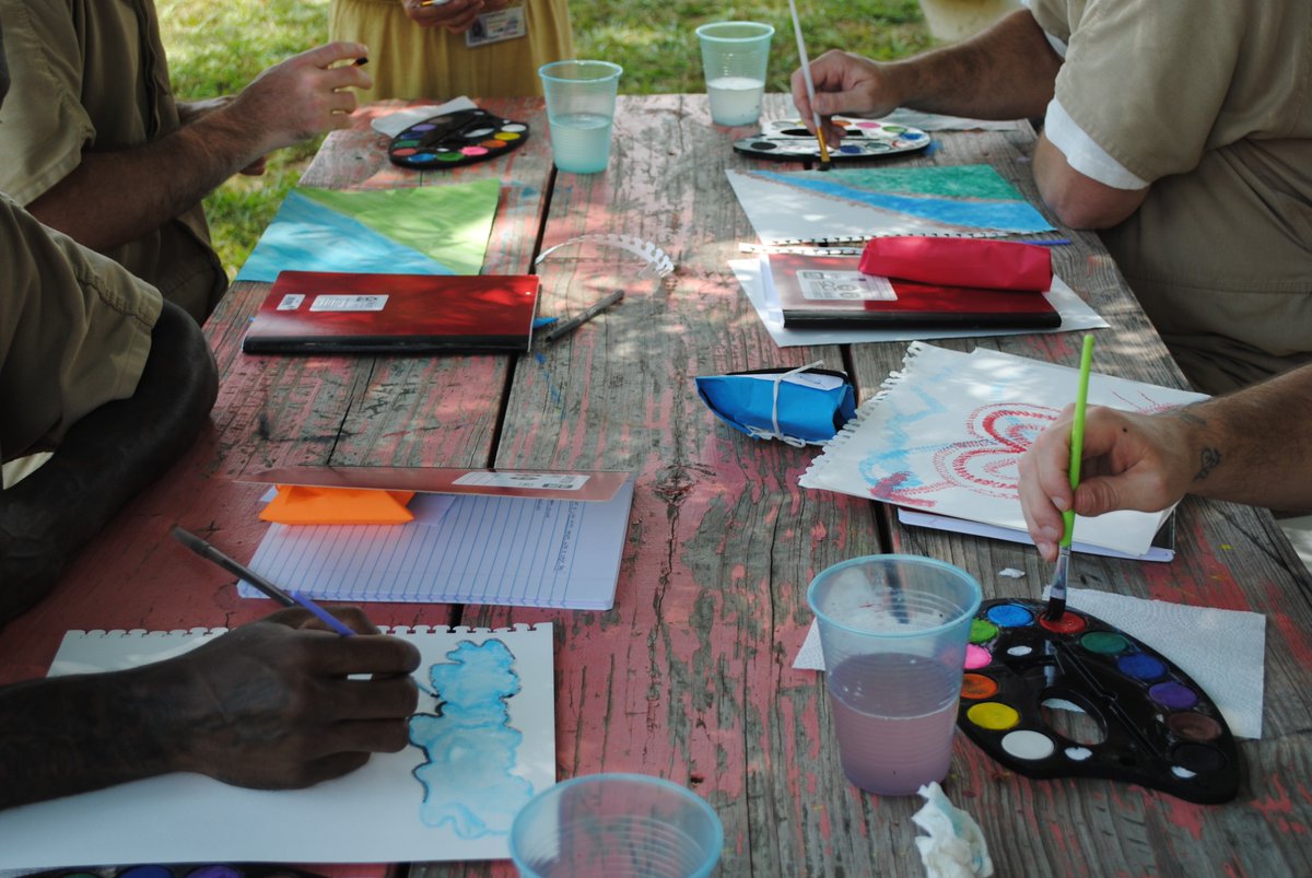 distevhass31's tweet image. Group 46 - Art and Wellness Therapy with Ms. Hope - @GA_Corrections @GAFirstLady @CLALeadership @jeffbreedlove1 @Recovery_GC4R @endthewhisper