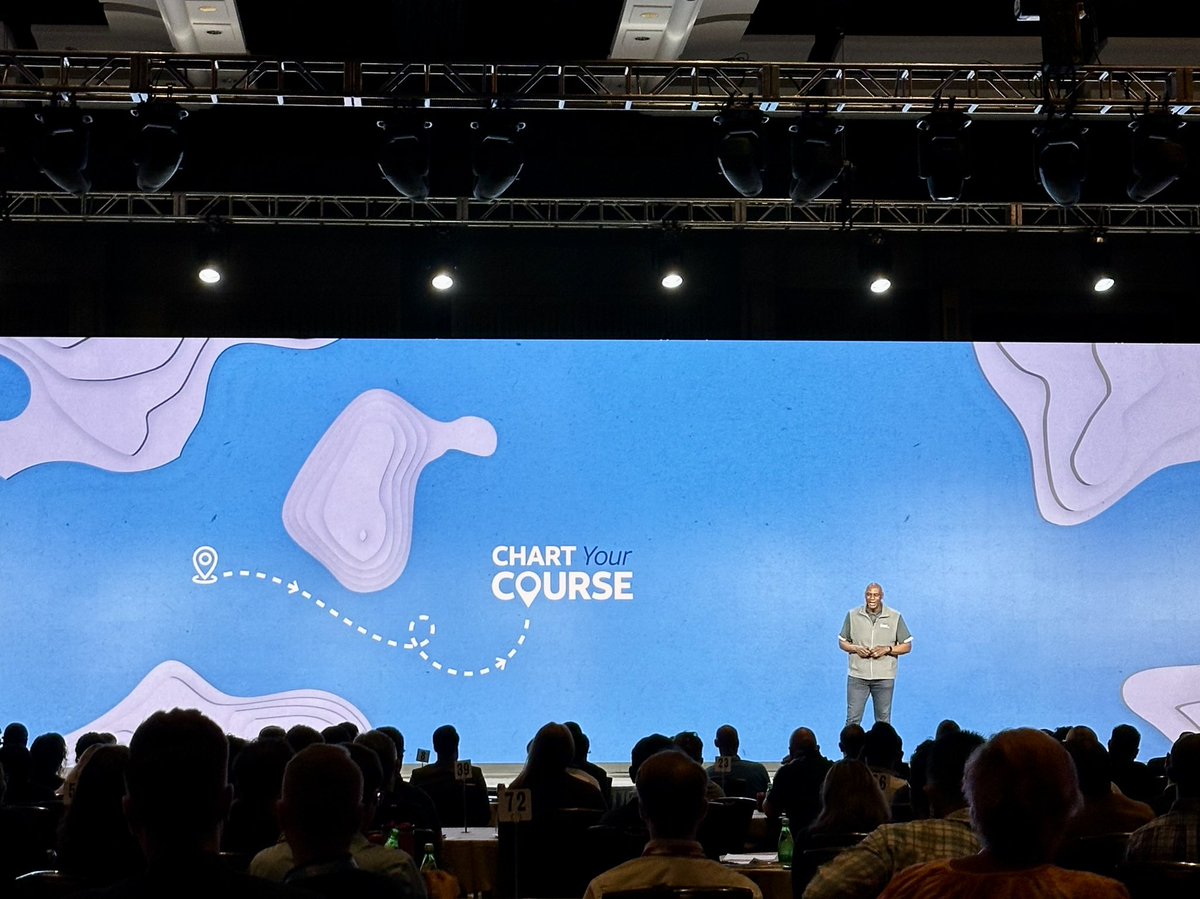 02Tyang's tweet image. Hard to believe it’s been a week since #MDP2025! Honored to represent the MDP Alumni Board as Chair. Big thanks to George’s team, Lawanda &amp;amp; Tedra for making it happen, and shoutout to Rachel for her networking insights. Excited for the next wave of #MDPAlumni leaders!