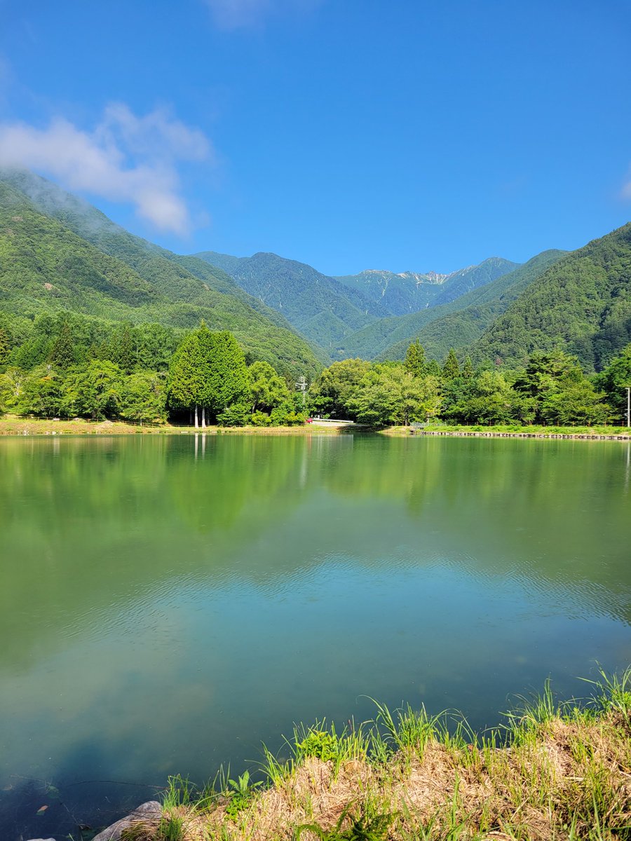komaganePR's tweet image. おはようございます。
今朝の #駒ヶ根 は晴れです。
熱中症警戒アラートが発表されています、十分ご注意ください🫠
#駒ヶ岳ロープウェイ 、今朝は運行していますが大雨や雷等で運転見合せになる場合がありますのでご承知おきくたさい🙇
今日も1日、行ってらっしゃい!
