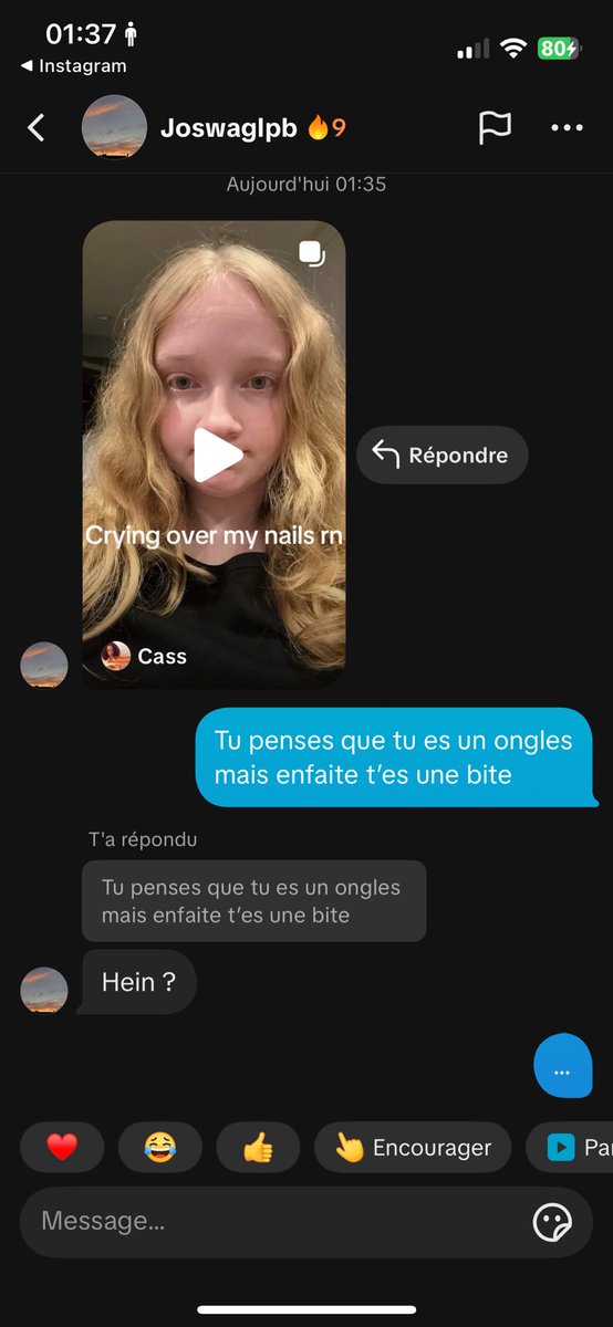 jade2456's tweet photo. Defois c’est dur de communiquer hors twitter https://t.co/iqDgNZJ7G7