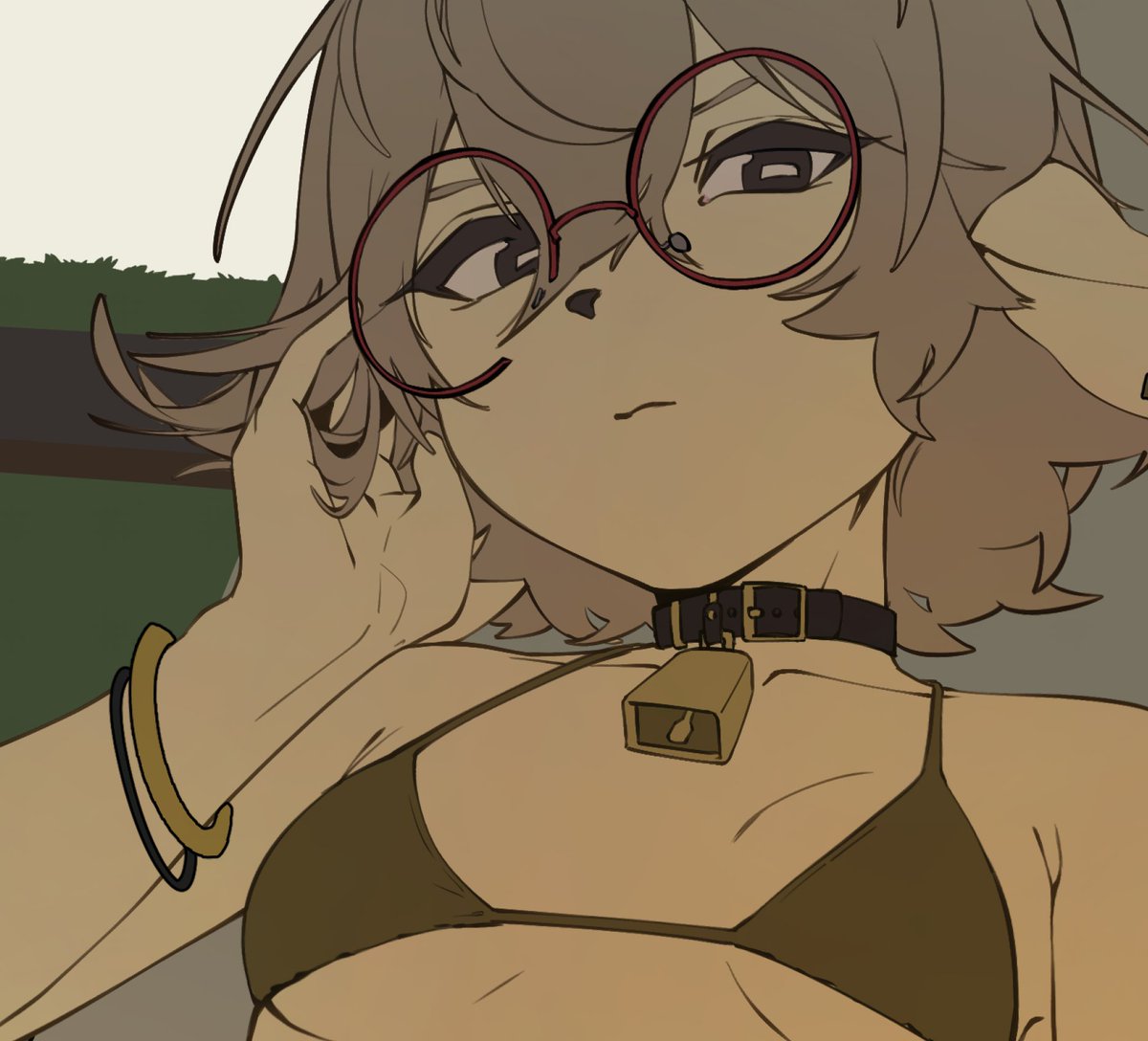 flat chest and microbikini 🗣️