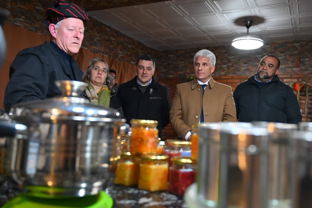 VILLA MERCEDES - Inauguramos “el próximo paso” dado por el Emprendimiento El Rincón del Chef con el lanzamiento de su nueva salsa chutney. Ya se ven, todos los días, los resultados de una fuerte política pública de apoyo a nuestros EMPRENDEDORES !!