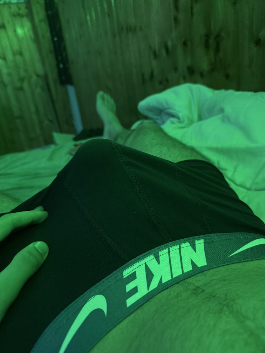 _toptwink_'s tweet photo. RETWEET, ha megnéznéd mi van a boxerban🤪 

Onlyfansen elérhető még mindig a hármas videó AKCIÓSAN🤩‼️

https://t.co/l0Ldx24N0K

#gay #gaytwink #NSFW https://t.co/d3E1q44rC3