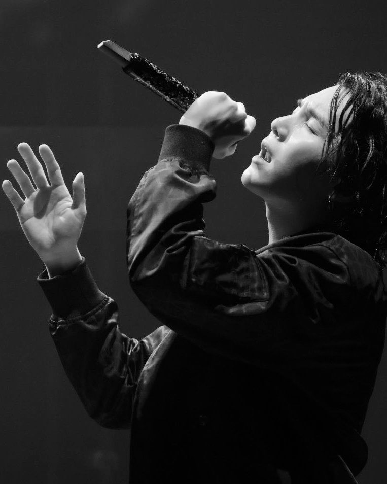 ๐๐๐๐โท๐โโฌ ๐ณ-๐ณ๐ฐ๐ ๐ถ๐พ๐พ๐ณ ๐ณ๐ฐ๐ (@lilacblue_army) on Twitter photo <a href="/clear73595966/">๐๐๐ซ๐๐ซ๐</a> <a href="/BTS_twt/">๋ฐฉํ์๋
๋จ</a> Min Yoongi.
Overwhelming presence
I'm listening to #AgustD
(<a href="/BTS_twt/">๋ฐฉํ์๋
๋จ</a>)Best album #D_DAY's I'll keep supporting you <a href="/clear73595966/">๐๐๐ซ๐๐ซ๐</a> <a href="/BTS_twt/">๋ฐฉํ์๋
๋จ</a> Min Yoongi.
Overwhelming presence
I'm listening to #AgustD
(<a href="/BTS_twt/">๋ฐฉํ์๋
๋จ</a>)Best album #D_DAY's I'll keep supporting you