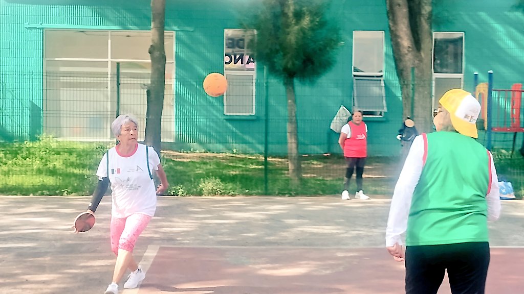 Martin Garcia Sanchez (@martin01969019) on Twitter photo <a href="/FAHHdeporte/">FAHHdeporte</a> en la Utopía Santa Cruz Meyehualco <a href="/Alc_Iztapalapa/">Alcaldía Iztapalapa</a> Continua fomentando la práctica del Juego de la #PelotaTarasca 🟡 como una estrategia para rescatar y preservar los #JuegosAutóctonos parte importante de nuestra historia...(1/3) <a href="/FAHHdeporte/">FAHHdeporte</a> en la Utopía Santa Cruz Meyehualco <a href="/Alc_Iztapalapa/">Alcaldía Iztapalapa</a> Continua fomentando la práctica del Juego de la #PelotaTarasca 🟡 como una estrategia para rescatar y preservar los #JuegosAutóctonos parte importante de nuestra historia...(1/3)