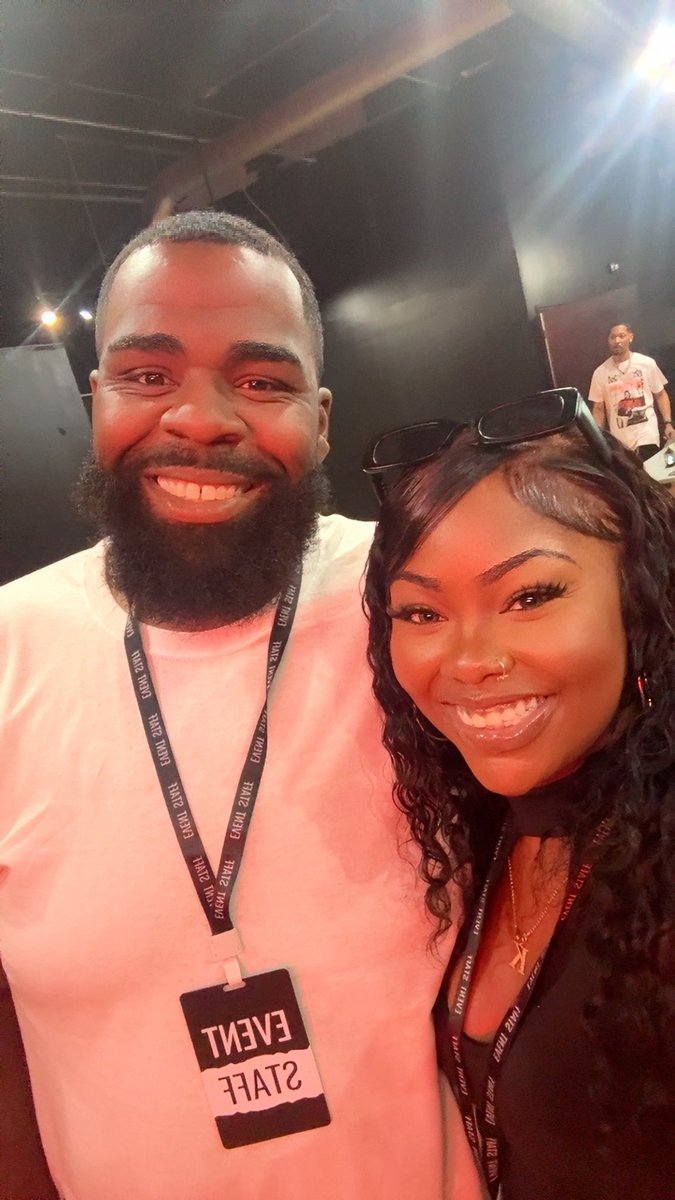 ladii_kii's tweet image. I had to pay him for this picture 🥴 not really but it wasn’t easy 🤣