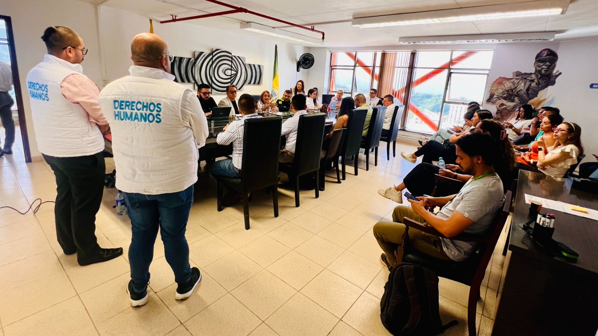 ICETEX's tweet image. El #ICETEX participó este jueves en #Armenia de la segunda sesión del Comité Departamental de Lucha contra la Trata de Personas, que se realizó en las instalaciones de la @QuindioGob, convocada por la Secretaría del Interior. #ImpulsandoOportunidades