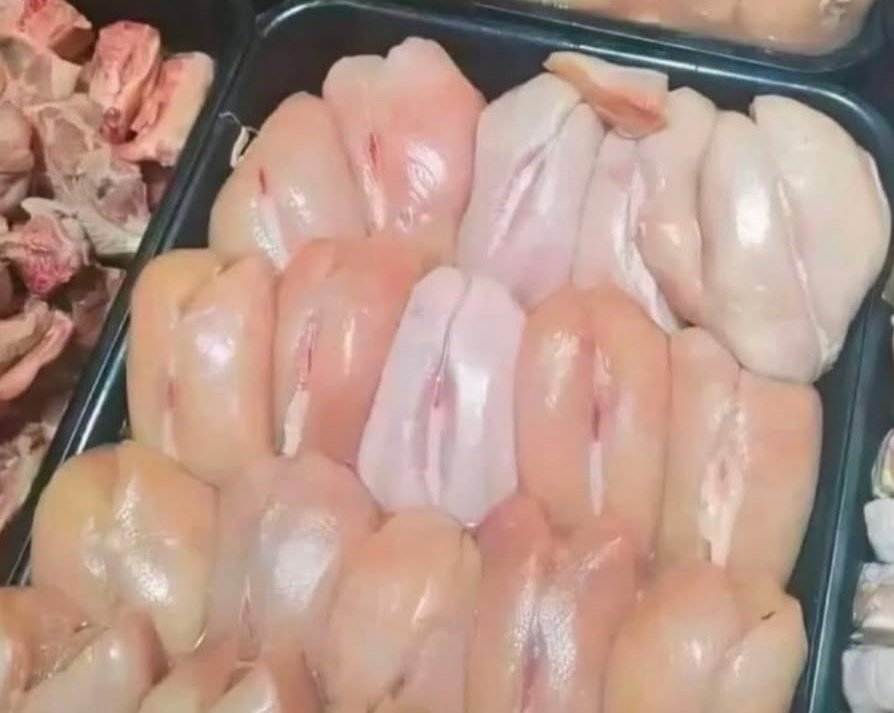 paraLanches's tweet image. Vou fazer uma pizza com esses filés que vai deixar todo mundo de boca aberta! 🍕😏