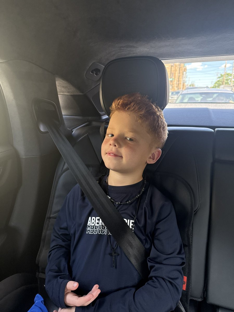 CamAtkinson1389's tweet image. Happy 7th birthday to my oldest 👑. We’re beyond proud and you’re very loved Declan. Everyone wish #bigD a happy birthday!!! 🎂🎉🥳