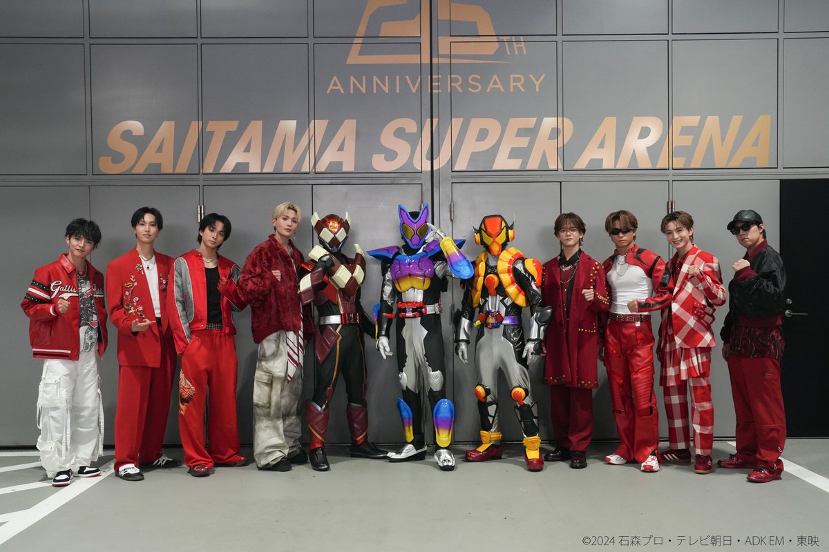 liveenEn's tweet image. FANTASTICS、自身最大規模の単独公演3日間完走!仮面ライダー達のサプライズ登場 lvtimes.net/broad/70727/
#FANTASTICS #FANTASTICSLIVE2025
#世界 #佐藤大樹 #澤本夏輝 #瀬口黎弥 #堀夏喜
#木村慧人 #八木勇征 #中島颯太
@fantastics_fext