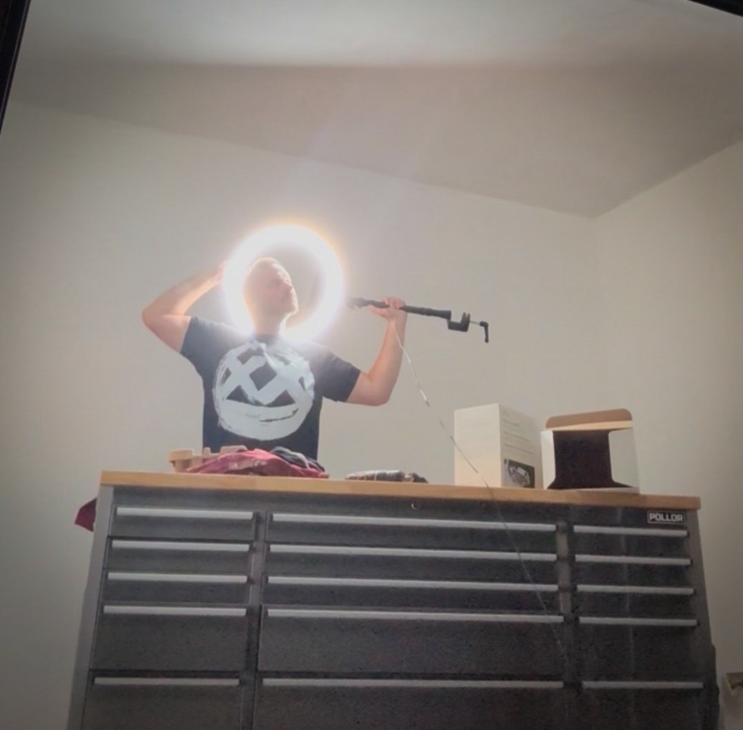 SamPrentice's tweet image. No sleep yet.. flew home from San Francisco then started painting one of the new studio spaces for YouTube stuff… might be time for a sleep now the work is done! ☑️ snapmaker I’m coming for you!