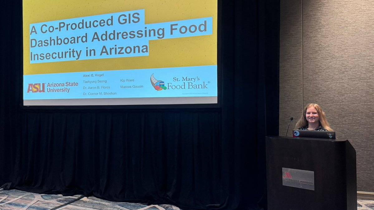 ASU_SGSUP's tweet image. PhD student Alexi Vogel presented ASU’s food insecurity mapping project at #EsriUC2025—developed in partnership with @StMarysFoodBank.
The interactive dashboard pinpoints areas of food disparity across Arizona, providing critical insights to improve food access in communities.…