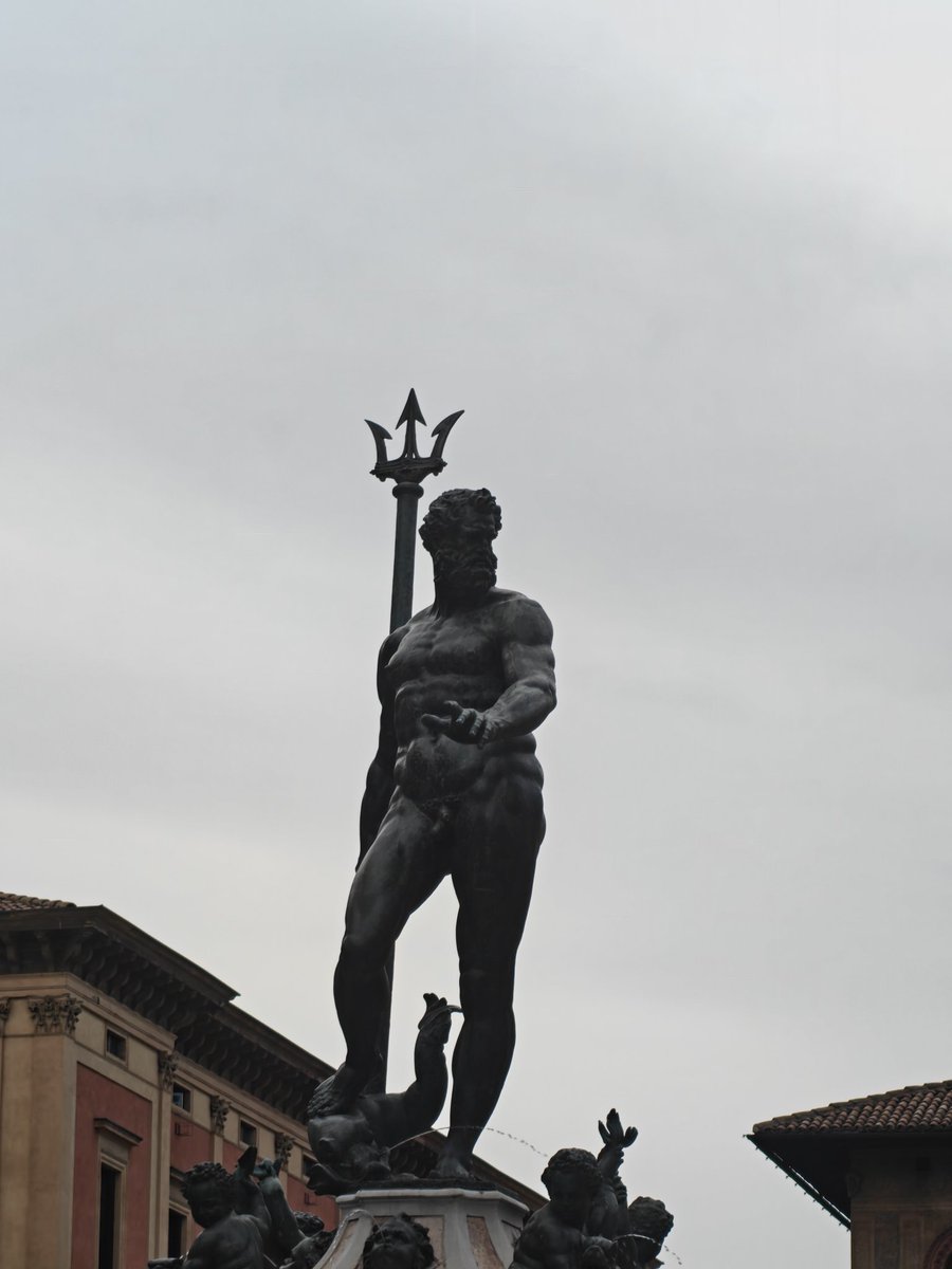 He so good they had to make him a statue in Bologna <a href="/NNeptuunE/">Travis</a>