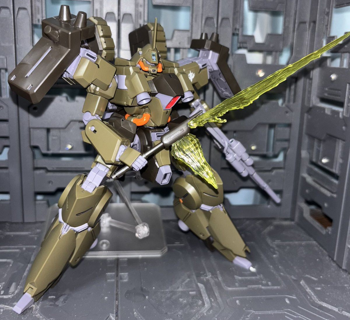 Hideyan021981's tweet image. #リーベンヴォルフ カッコよすぎ‼️
可動域もすごい⁉️
#ガンプラ #みりプラ #めこ丸隊
#ガンプラ好きとつながりたい