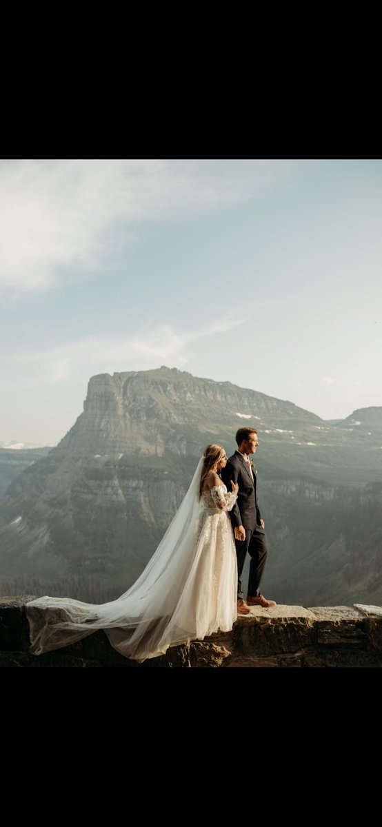 LindaLouNotABot's tweet image. Hard to believe my little girl got married a year ago today. Please, pray for her hubby as he is in the Middle East until October.πβ€οΈ