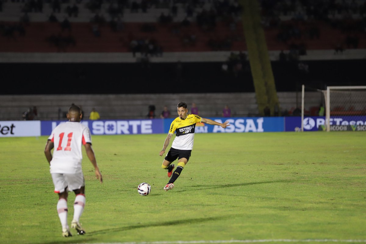 CriciumaCentral's tweet image. FIM DE JOGO!
Botafogo-SP 0x2 Criciúma
🏟 Arena NicNet
⚽️ Diego Gonçalves (2)
📷| Celso Da Luz
#CriciúmaEC
