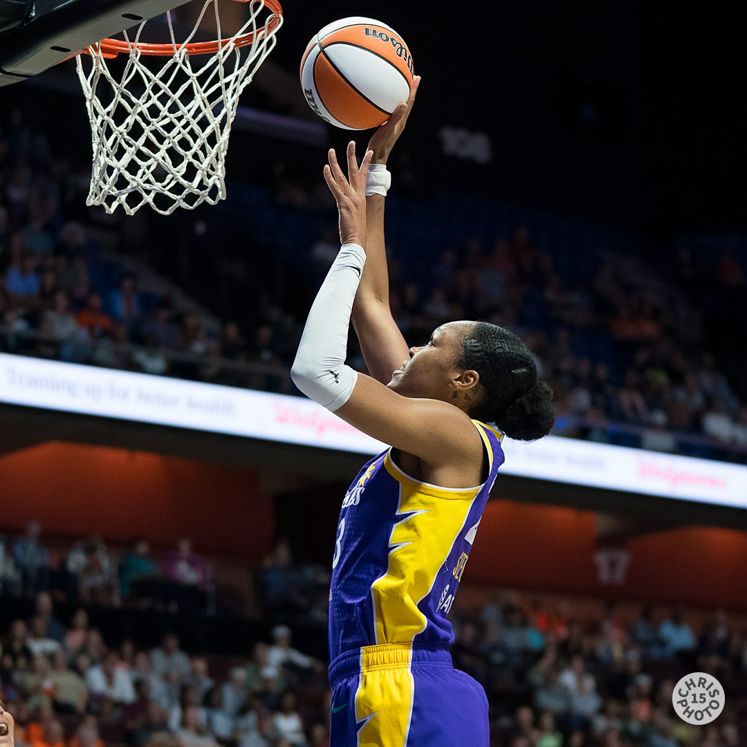 chrisphoto15's tweet image. At the half, the @LASparks lead the @ConnecticutSun 45-44. Close game! Tune in for the second half.