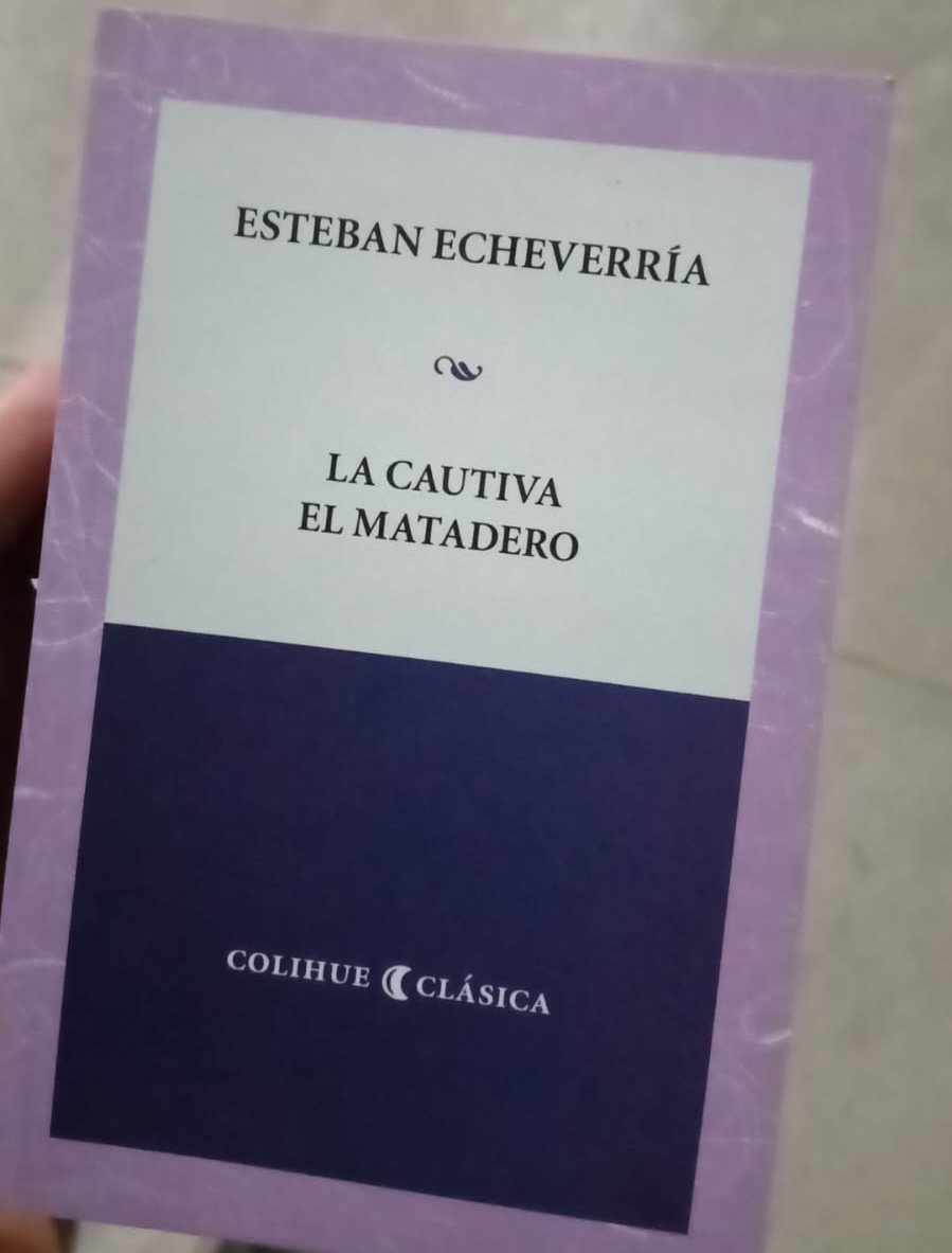 HagovLudens's tweet image. Después de meses de llegar con lo justo, hoy pude volver a comprarme un libro.