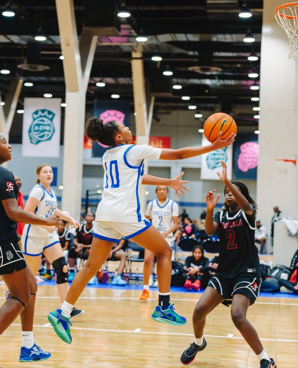 SCA_OH's tweet image. Attack the Paint 🚀🏀⛓️
#SCAFam #EliteMindset #NikeFam #2025jreybl #TournamentofChampions #RoadtoChi #JustDoIt
