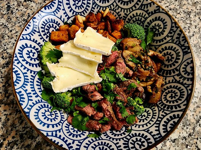 Watch Kalina Ryu's leaked NSFW photo on TwXstars