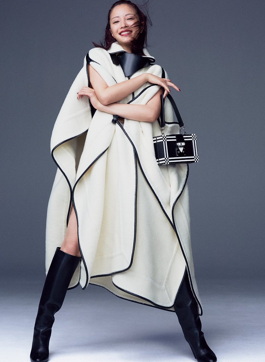 #広瀬すず、『#NuméroTOKYO』9月号通常版カバーに初登場✨アンバサダーを務める #ルイ・ヴィトン の2025秋冬コレクションを纏い、自立心のある大人の女性像を体現した。 

🔗 numero.jp/news-20250725-…