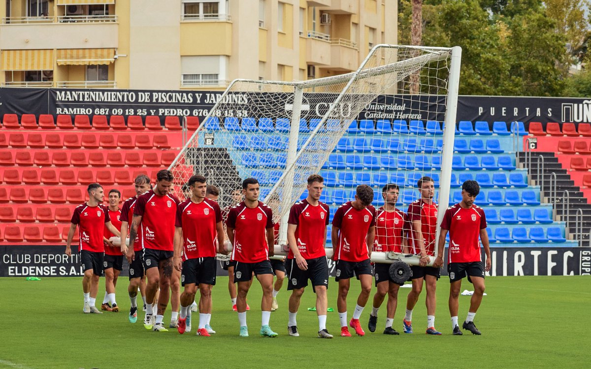 CD_Eldense's tweet image. ⛅️ ¡Buenos días! Tras la doble sesión de ayer, nuevo día de trabajo en el Anexo. ¡No paramos! 🏋🏻♂️⚽️
#EldaLateEnAzulYGrana #AupaDeportivo
