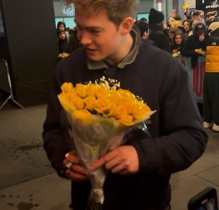 joekitsnoopy's tweet image. 💐