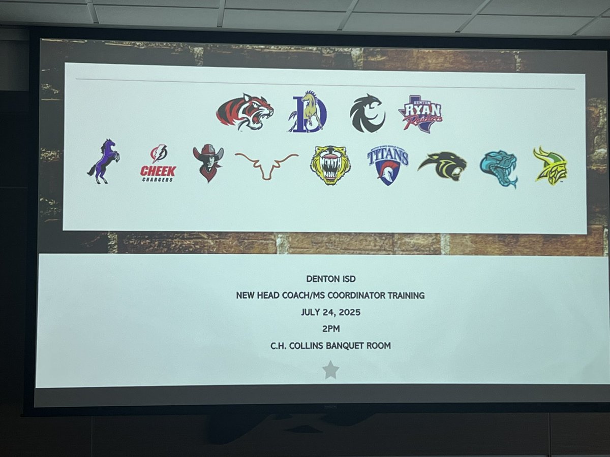 Dr_CNKiser's tweet image. Welcomed our new head coaches and middle school coordinators by giving them the tools, information, and support they need to be successful! Today was about clarity, alignment, and expectations because in Denton ISD: #ExcellenceIsStandard