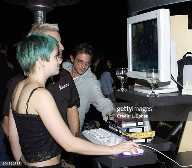 CBXSims's tweet image. Thinking about making my wedding plans but if it’s not like The Sims Online launch party is it even worth getting married?
