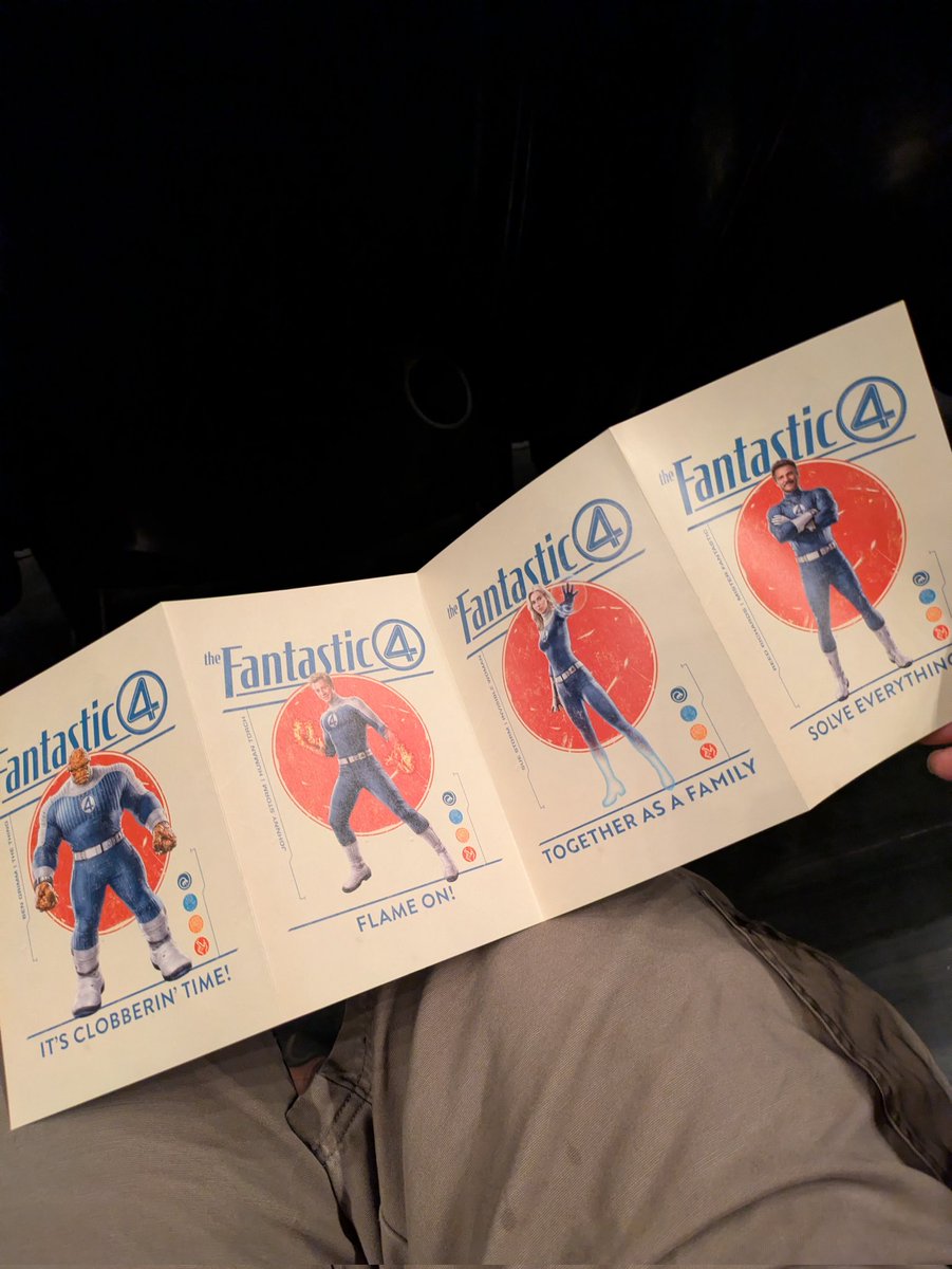 『ファンタスティック・フォー』観に来たで！

TOHOシネマズ梅田

レトロなSF未来感好き。
3度目の正直でやっと出てくるギャラクタス楽しみ、ジョセフ・クインとヴァネッサ・カービーが前評判めっちゃ良いらしいのもめちゃ楽しみ。

#ファンタスティックフォー
#マットシャックマン
#ペドロパスカル