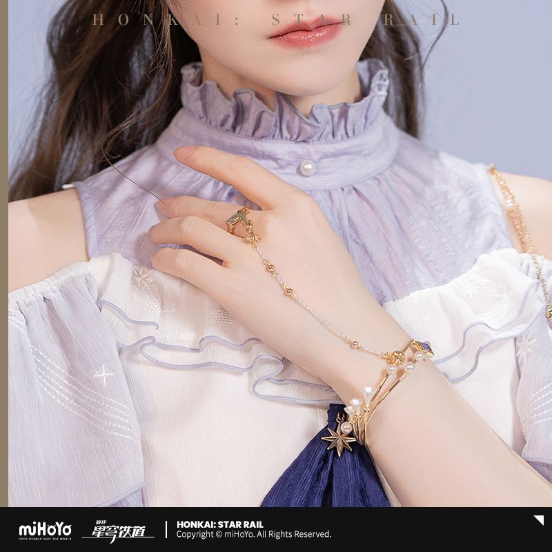 AitaiKuji's tweet image. 🪽 Honkai Star Rail will be releasing an ethereal collection of apparel and accessories based on Robin!
⬇️ Pre-order today!
🛒 buff.ly/npTsxnO
📆 Release Date: September 2025
#HSR #HonkaiStarRail