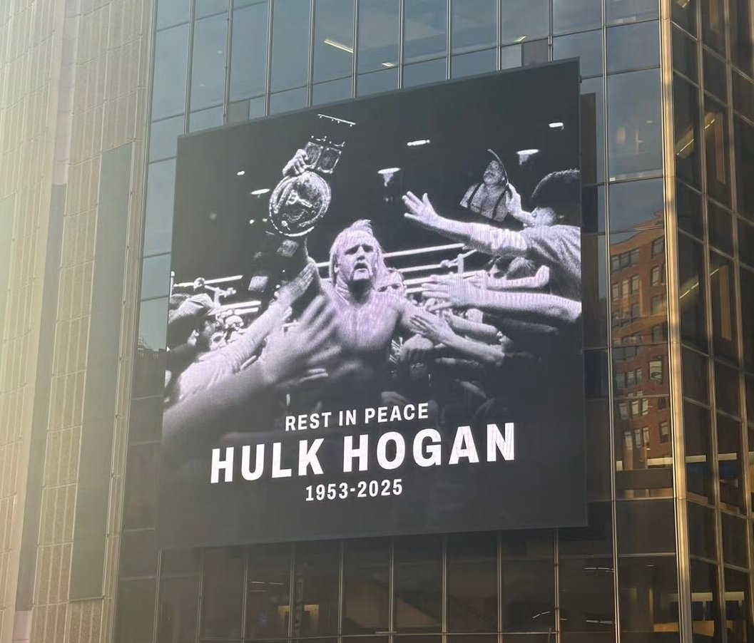 JustJeremyHeyYo's tweet image. The Garden respects the goat!
