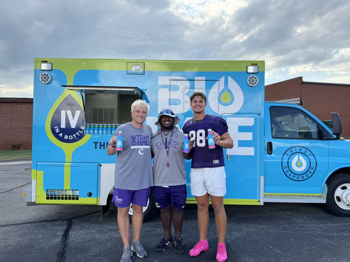 CHSHurricaneFB's tweet image. Thank you to @drinkBIOLYTE for providing some post practice hydration. And to Officer Garnigan for grilling some steaks for our coaches and a few players who were able to raise the most money in one of our fundraisers. #IfYouLoveItSayCanes #GreatToBeInTheVille