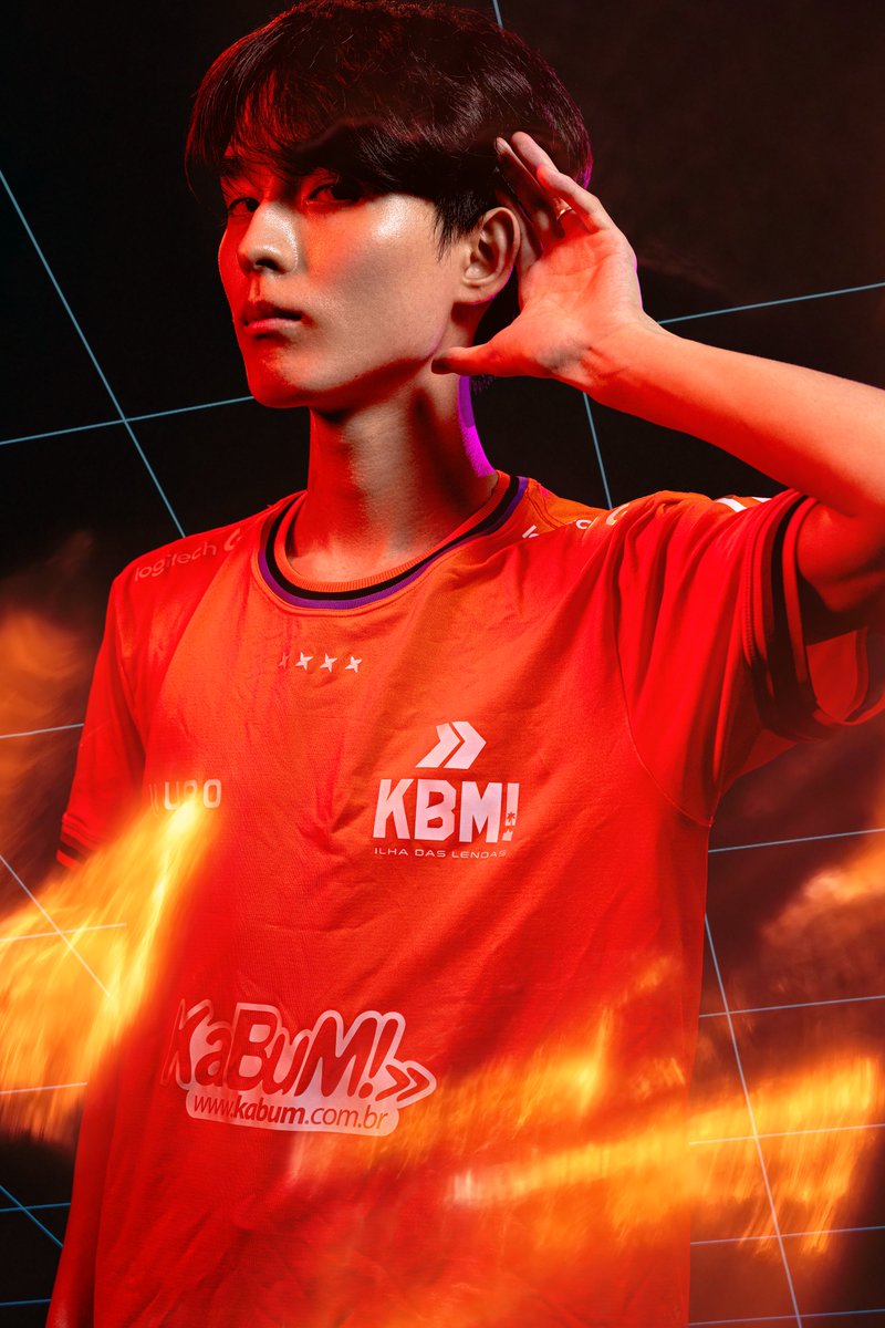 A rota do topo tem um dono, e hoje ele faz aniversário 🥳
Parabéns, <a href="/LoL_HiRit/">HiRit</a>! Agradecemos por toda dedicação, por ser um pilar de segurança e por defender a camisa com tanto amor. 

Vamos com tudo conquistar esse título juntos 🥷🏝️