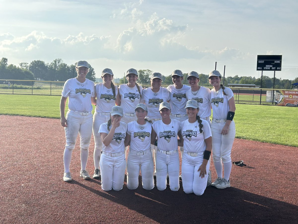 Alliance Fastpitch Championship Series Update: ELITE 8 HERE THEY COME!!! 18U National Schwartz with another MONSTER win over the Colorado 18U Batbusters. The Rennies won 1-0. Kayla Shaffer scored on sac bunt by Jorja Franzwa!!! #therennieway <a href="/MNRenegadesSB/">Minnesota Renegades</a>