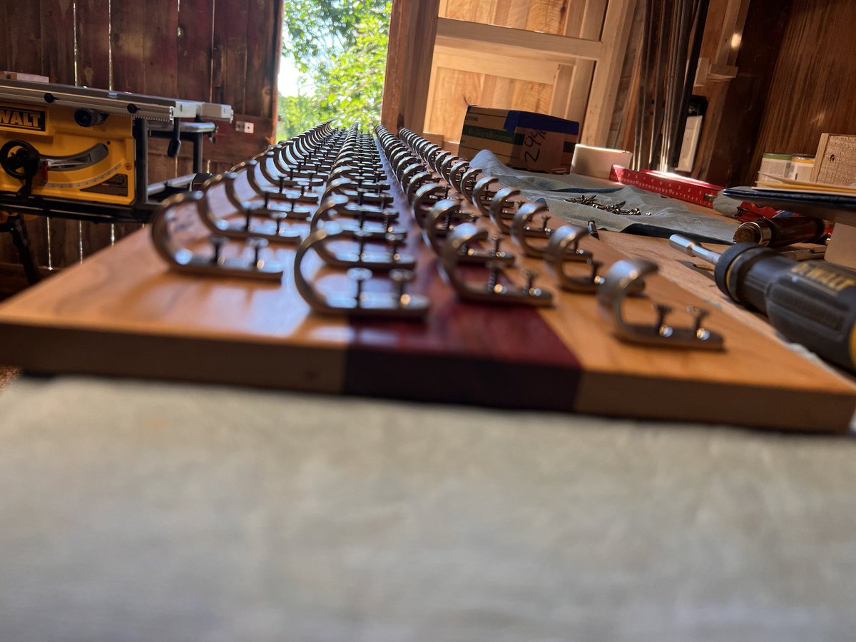 WanbergDylan's tweet image. Knocked out two commissions last week, a medal rack for someone at my church that is going to college next month. The medal rack is made out of cherry and Purple Heart, it has 80 hooks. The client graduated high school with over 40 medals and is aiming for more.