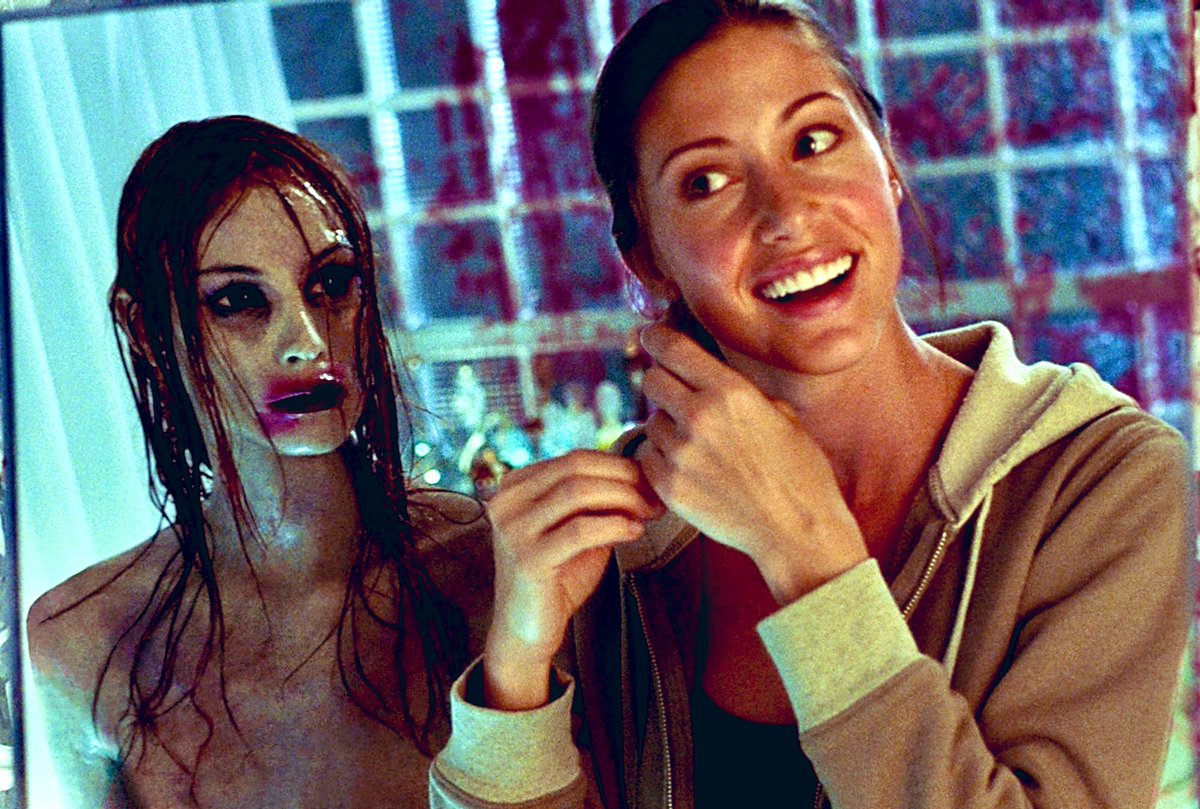AmazingPopPod's tweet image. Did you watch Thirteen Ghosts? What did you think?
