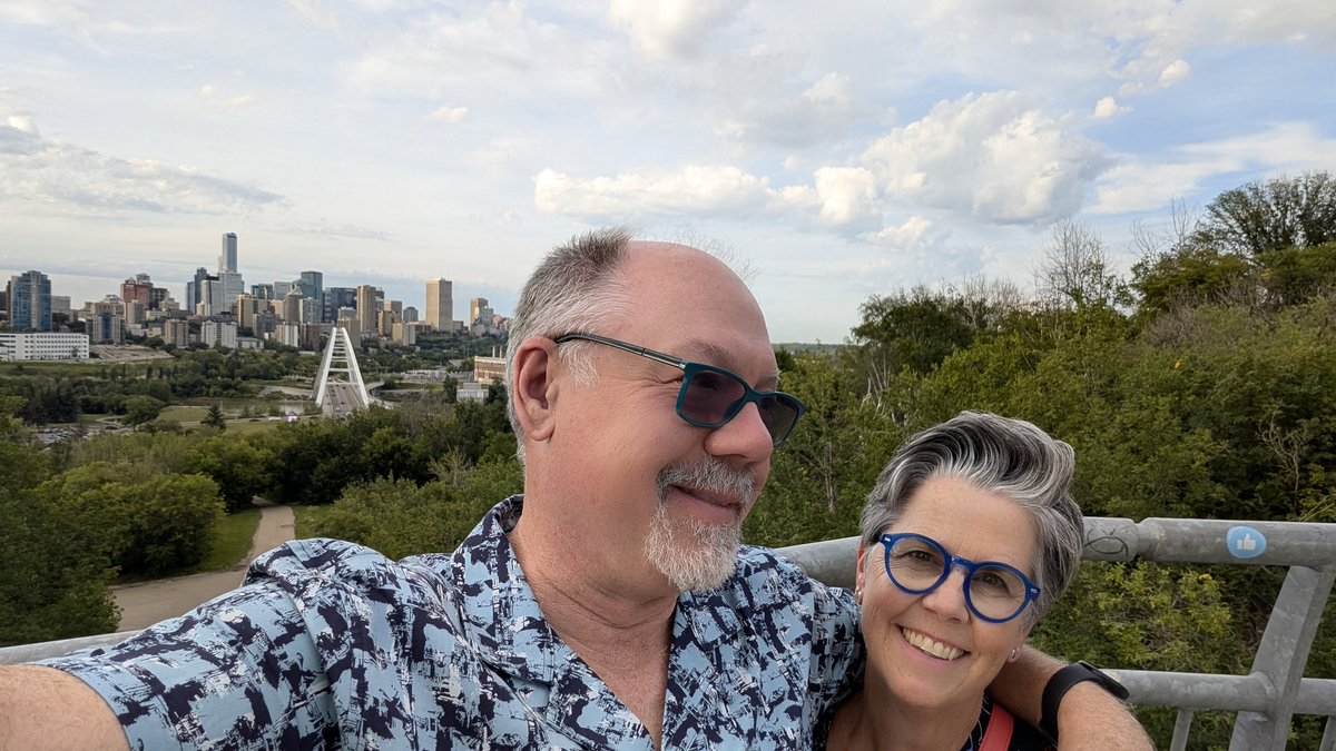 YEGwindshield's tweet image. Anniversary dinner &amp;amp; a little walk 
We plan to go again next year 
XXXII