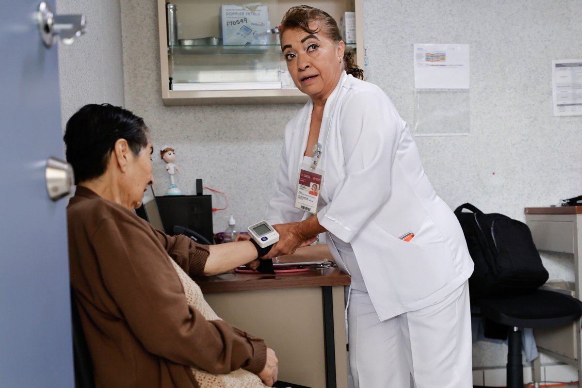 📰 #COMUNICADO
Supervisa Martí Batres la Clínica de Medicina Familiar en Nezahualcóyotl, Estado de México.
🔗goo.su/1SkE95