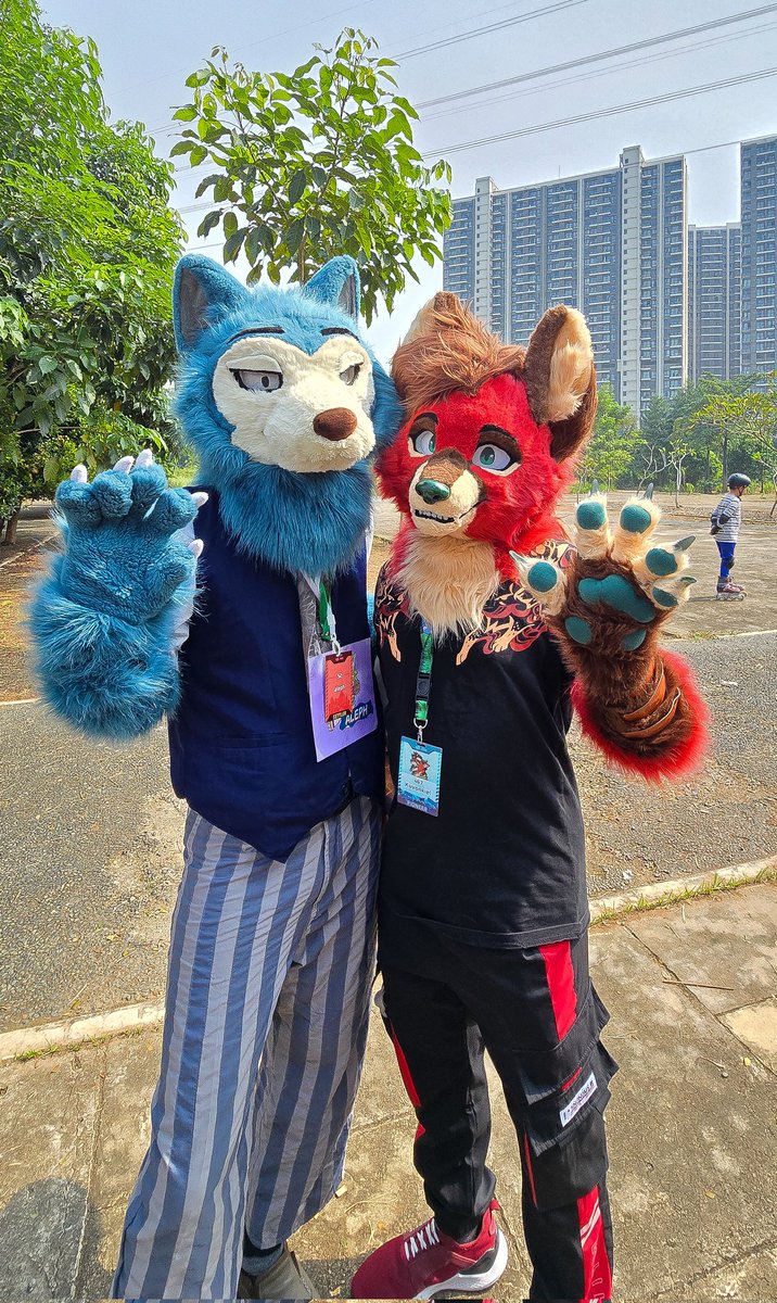 Kuvon (@kuvonkiel) on Twitter photo Friendly furs and fuzzies <a href="/iwag_furs/">Indonesia Weekend Anthro Gathering</a>! ❤️
🦌: <a href="/HopesaCamaraski/">Hopesa Camaraski🇮🇩</a>
🐲: <a href="/EastWestDergs/">Keone 🐺🐉</a>
🐺: <a href="/mengyoasobi/">aleph || IWAG</a>
📸: <a href="/Flying_Byson/">Flying Byson</a>
#fursuit #fursuiter #FursuitFriday Friendly furs and fuzzies <a href="/iwag_furs/">Indonesia Weekend Anthro Gathering</a>! ❤️
🦌: <a href="/HopesaCamaraski/">Hopesa Camaraski🇮🇩</a>
🐲: <a href="/EastWestDergs/">Keone 🐺🐉</a>
🐺: <a href="/mengyoasobi/">aleph || IWAG</a>
📸: <a href="/Flying_Byson/">Flying Byson</a>
#fursuit #fursuiter #FursuitFriday