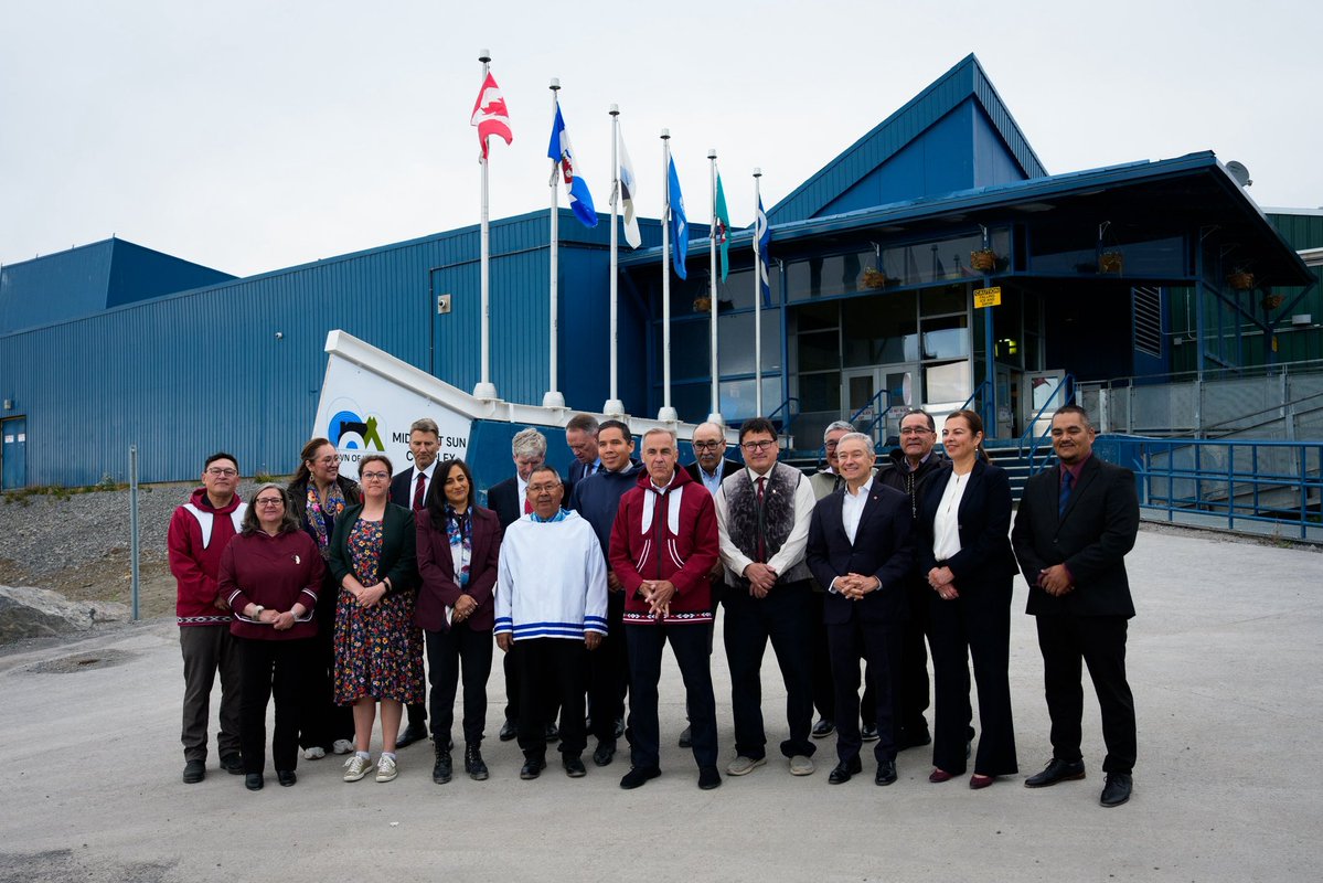 ChartrandMP's tweet image. Être ici à Inuvik pour la réunion du Comité de partenariat Inuit-Couronne est un véritable honneur. Je tiens à exprimer ma profonde gratitude à la Inuvialuit Regional Corporation pour son accueil chaleureux et pour nous avoir reçus sur son territoire. C’est un privilège…