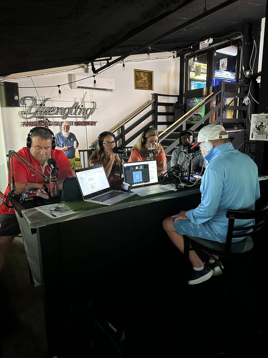 Marauder Athletics (@cccmarauders) on Twitter photo ποΈββοΈ CCC Athletics is beaming with pride tonight!
A huge shoutout to one of our golf stars Bailey Harvey who was on tonightβs episode of βOn the Tee Florida!β ποΈβ³
It was a family affair on the airwaves, and we couldnβt be more proud of the Harvey crew for sharing their story and ποΈββοΈ CCC Athletics is beaming with pride tonight!
A huge shoutout to one of our golf stars Bailey Harvey who was on tonightβs episode of βOn the Tee Florida!β ποΈβ³
It was a family affair on the airwaves, and we couldnβt be more proud of the Harvey crew for sharing their story and
