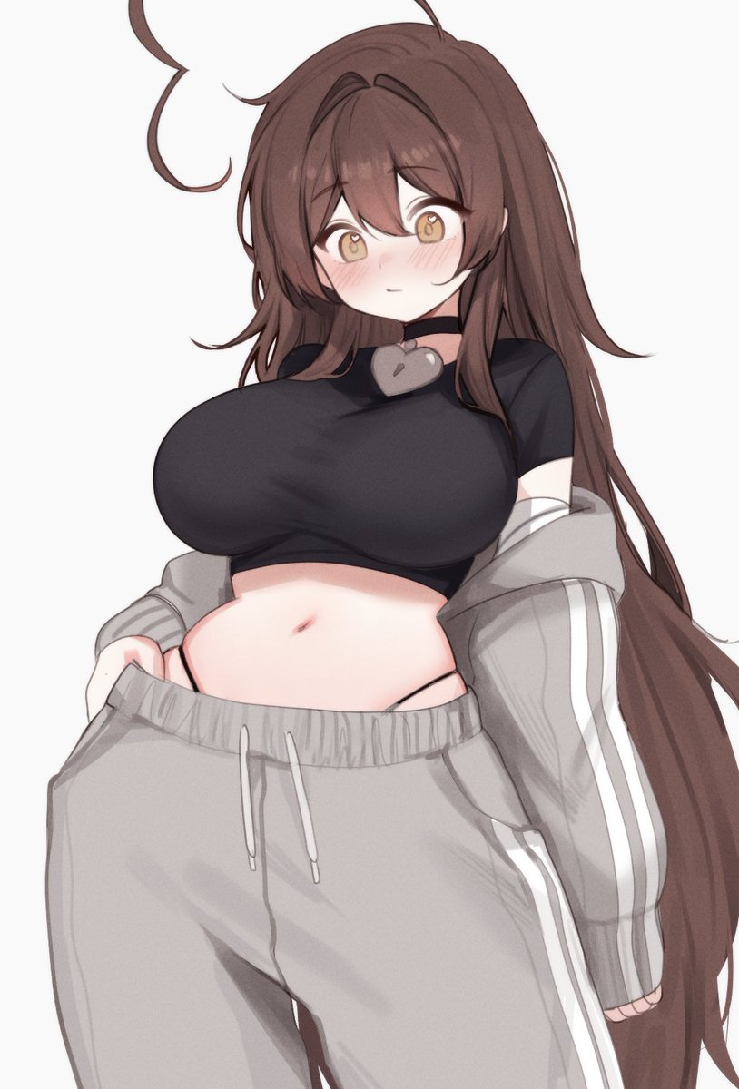 Sweatpants &gt;