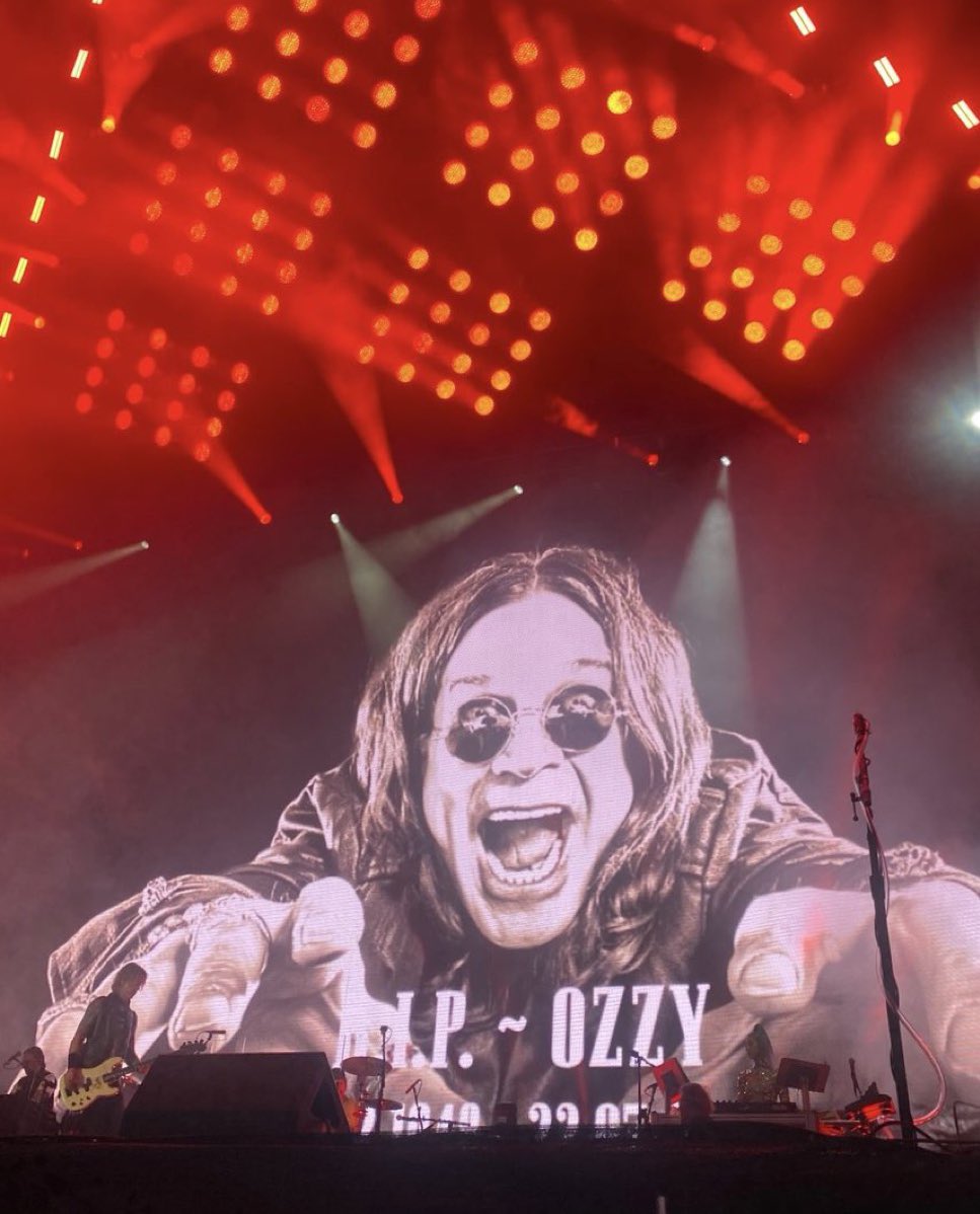 Guns N' Roses pays tribute to Ozzy Osbourne today at concert in Vienna, Austria