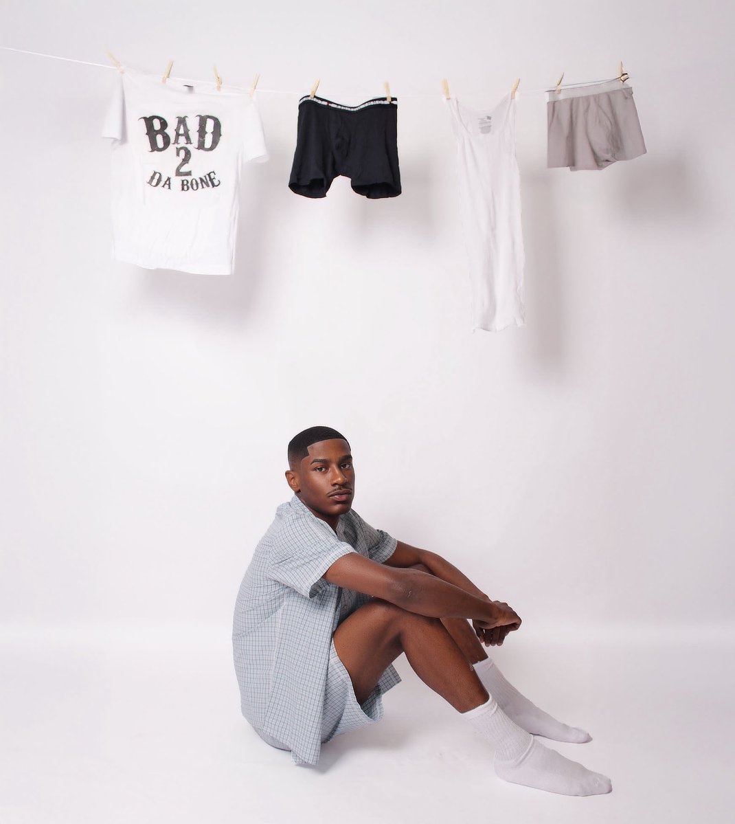 starcosmetics2's tweet image. Cheers to 21 years of shitting on niggas #mrbad2dabone #21stbirthday