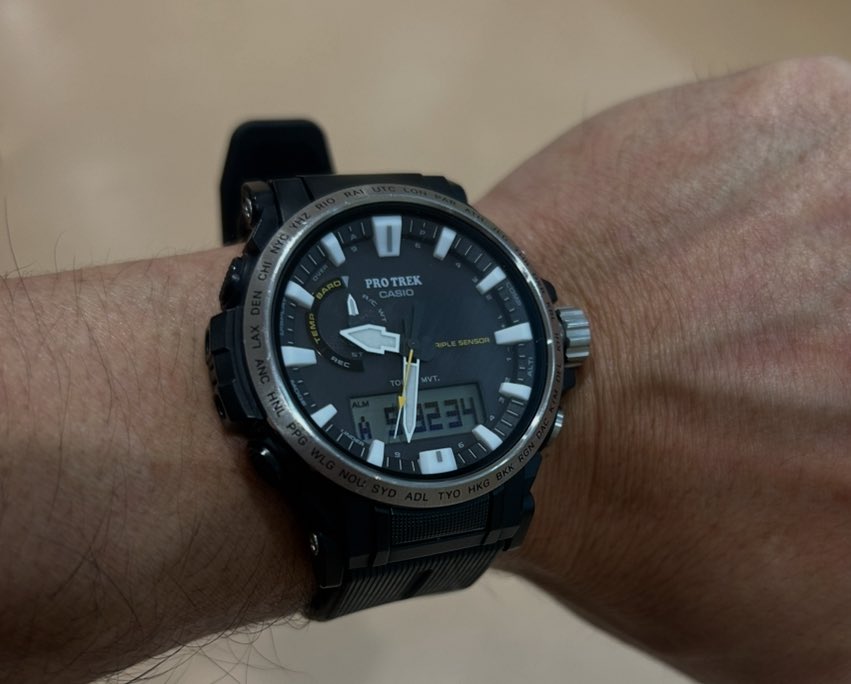 健康診断なう😊
ヒマなんでプロトレック眺める⌚︎