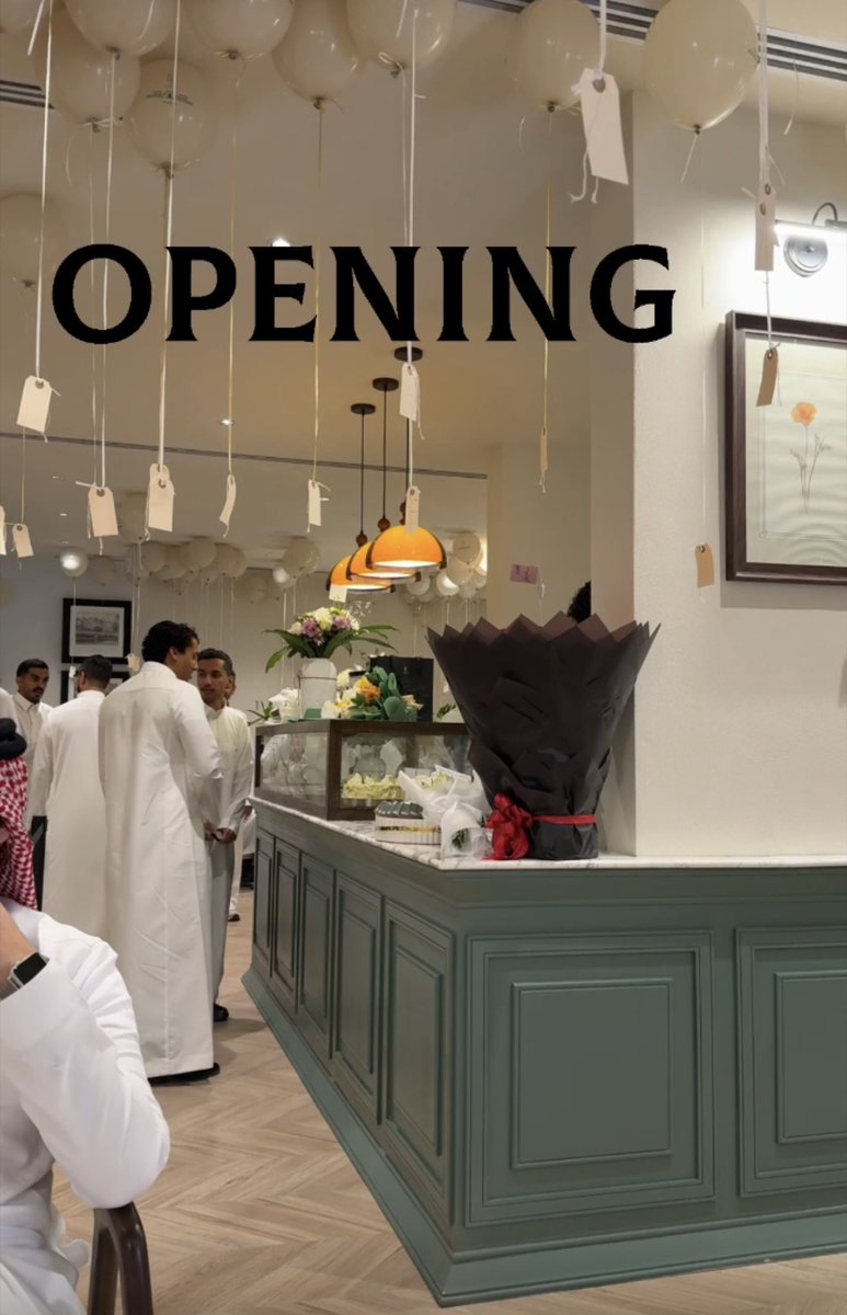 IDrBandar's tweet photo. أشاركم أجواء حفل الافتتاح الخاص لـ "بتلة بن" الفرع الثاني والذي أقيم الأربعاء، ونبارك لابن جارنا عبدالعزيز هذا النجاح ، تجربة جميلة تستحق التكرار من ناحية قهوة ولا اتموسفير بالمكان❤️

📍 قهوة بتلة بن اليرموك https://t.co/VKMsPmPsVC