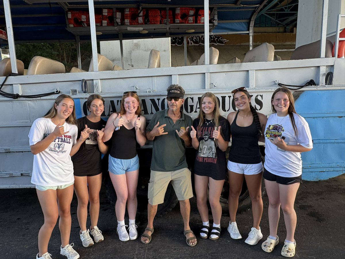 Shooting Stars Gold - Elias 16U (@stars_gold16u) on Twitter photo It’s been an awesome start to #attheafon <a href="/OllieMachado/">Olivia Machado- 2028</a> <a href="/Ireland2028/">Ireland Thomas #7</a> <a href="/AshMosser2027/">Ashley Mosser</a> all had top 5 finishes in the Ultimate Athlete Challenge. The team went 2-1 in pool play, bracket starts tomorrow. A bunch of us even got a tour of Chattanooga on WWII duck boat! <a href="/AllianceOpenNat/">Alliance Fastpitch Open Nationals</a> It’s been an awesome start to #attheafon <a href="/OllieMachado/">Olivia Machado- 2028</a> <a href="/Ireland2028/">Ireland Thomas #7</a> <a href="/AshMosser2027/">Ashley Mosser</a> all had top 5 finishes in the Ultimate Athlete Challenge. The team went 2-1 in pool play, bracket starts tomorrow. A bunch of us even got a tour of Chattanooga on WWII duck boat! <a href="/AllianceOpenNat/">Alliance Fastpitch Open Nationals</a>